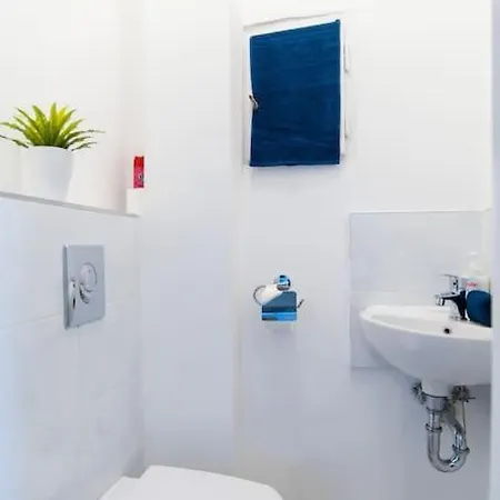New Ultra-central Design Apartment *