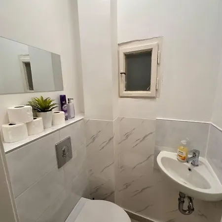 New Ultra-central Design Budapest