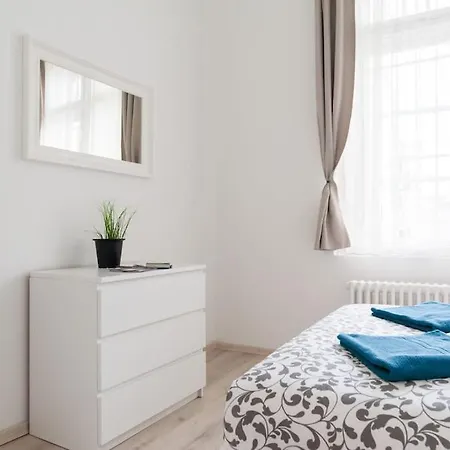 Apartment New Ultra-central Design