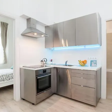 Apartment New Ultra-central Design