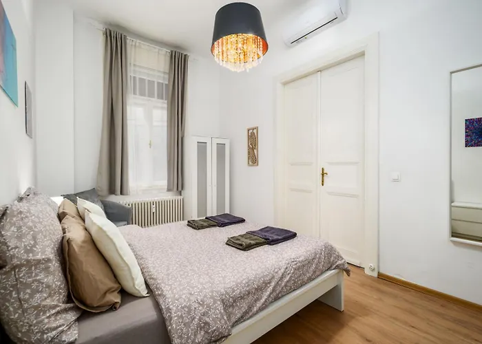 New Ultra-central Design Apartmán Budapešť